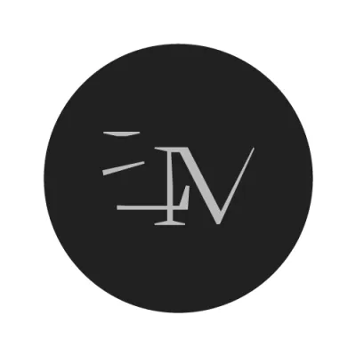 LUKASZMAJEWSKI.COM ŁUKASZ MAJEWSKI